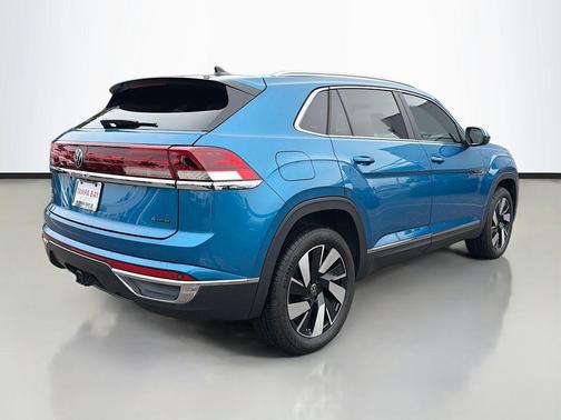 2024 Volkswagen Atlas Cross Sport 2.0T SEL