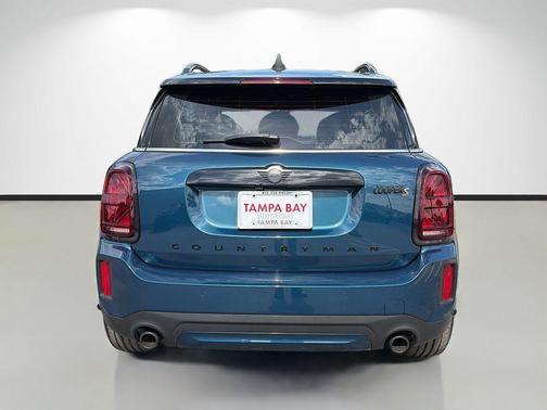 Deep 2022 MINI Countryman Cooper S