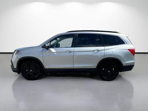 Crystal Black Pearl 2021 Honda Pilot Special Edition