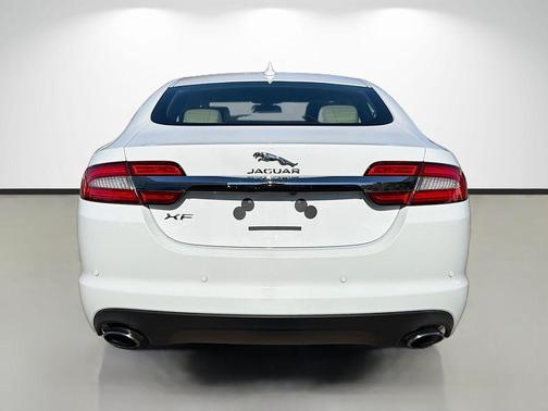 2015 Jaguar XF 2.0T Premium
