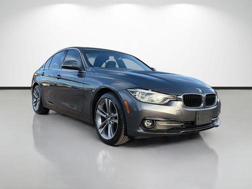 2018 BMW 330 i xDrive
