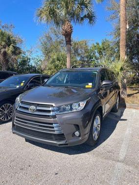 2017 Toyota Highlander Limited