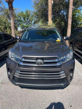 2017 Toyota Highlander Limited