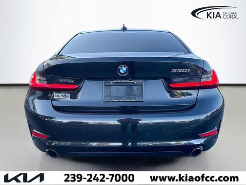 2022 BMW 330 i