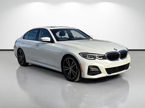 2019 BMW 330 i