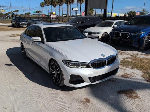 2019 BMW 330 i