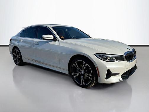 2021 BMW 330 i