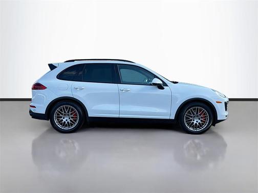 2018 Porsche Cayenne Turbo