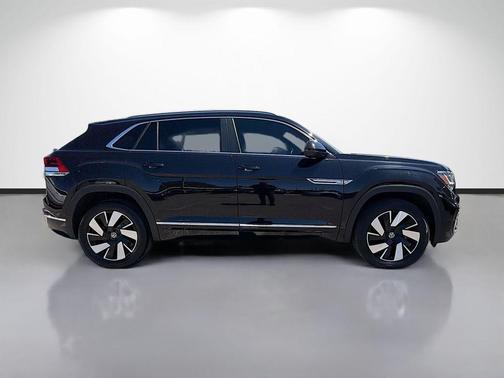 2020 Volkswagen Atlas Cross Sport 3.6L V6 SEL R-Line