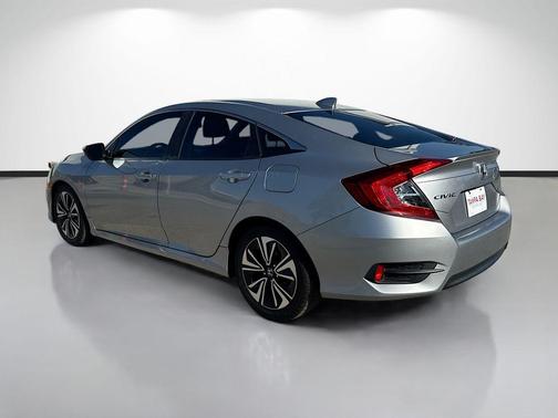 Lunar Silver Metallic 2018 Honda Civic EX-T