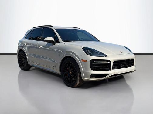 2023 Porsche Cayenne GTS