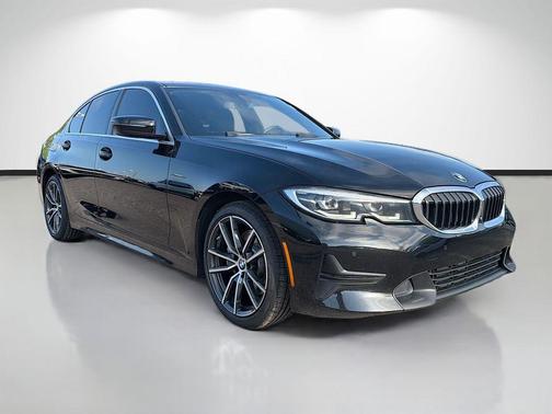 2021 BMW 330 i