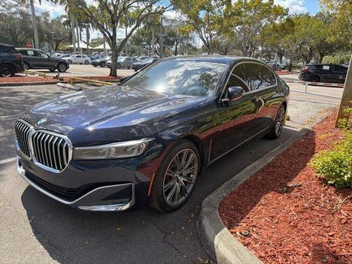 2020 BMW 740 i
