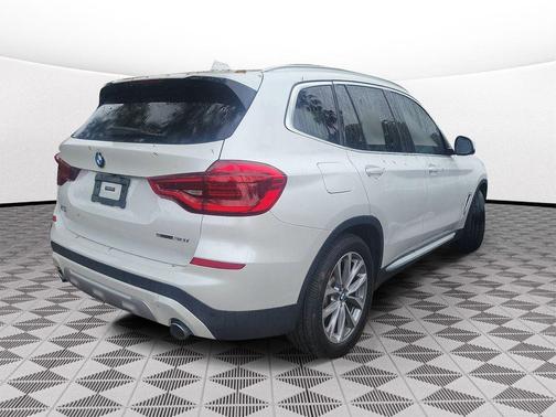 Mineral White Metallic 2019 BMW X3 sDrive30i
