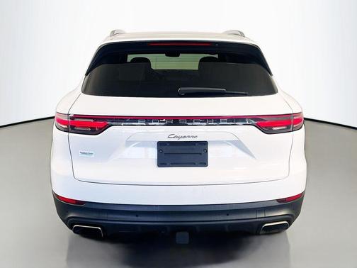 White 2020 Porsche Cayenne Base
