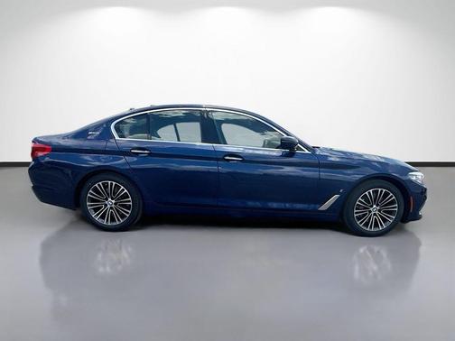 Mediterranean Blue Metallic 2018 BMW 530e iPerformance