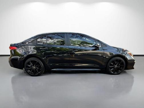 Black Sand Pearl 2020 Toyota Corolla SE