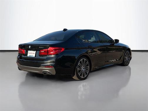 2019 BMW 530 i