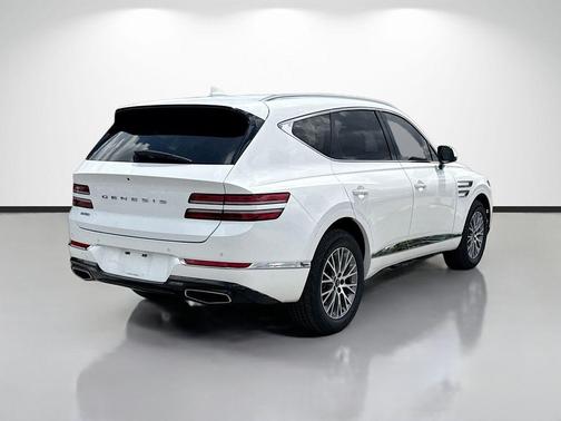 Uyuni White 2021 Genesis GV80 2.5T
