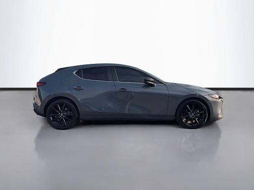 2024 Mazda Mazda3 Carbon Edition