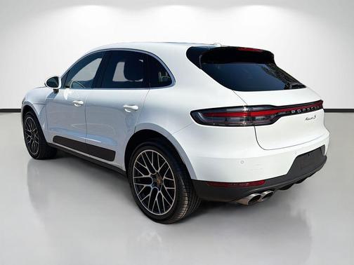 2020 Porsche Macan S