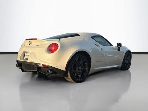2016 Alfa Romeo 4C Base