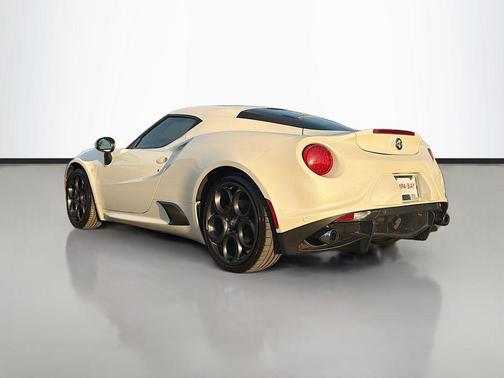 2016 Alfa Romeo 4C Base