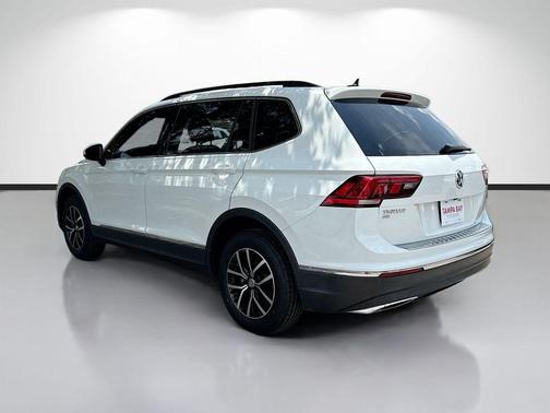 Pure White 2021 Volkswagen Tiguan 2.0T SE