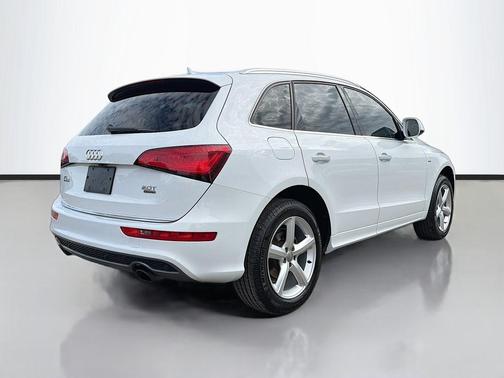 2017 Audi Q5 2.0T Premium Plus