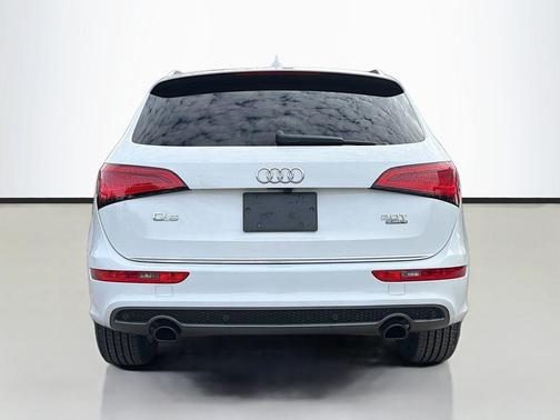2017 Audi Q5 2.0T Premium Plus