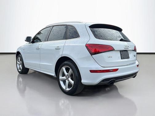 2017 Audi Q5 2.0T Premium Plus