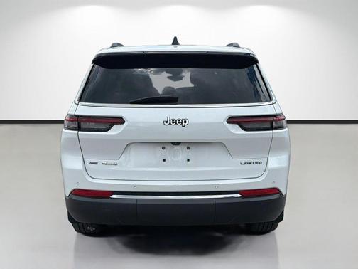 Bright White Clearcoat 2021 Jeep Grand Cherokee L Limited
