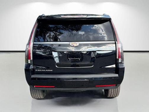 2019 Cadillac Escalade Premium Luxury