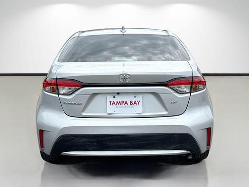 Classic Silver Metallic 2021 Toyota Corolla LE