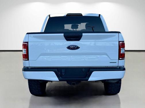 Oxford White 2018 Ford F-150 XL