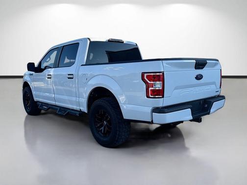 Oxford White 2018 Ford F-150 XL