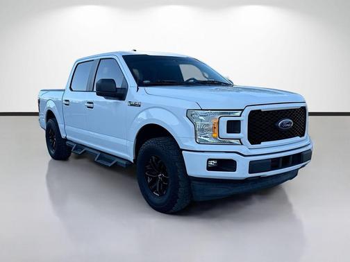 Oxford White 2018 Ford F-150 XL