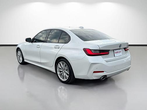 Mineral White Metallic 2023 BMW 330 i