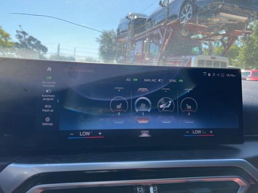 Mineral White Metallic 2023 BMW 330 i