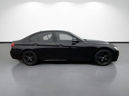 Black Sapphire Metallic 2018 BMW 330 i