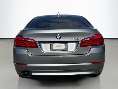 2013 BMW 528 i