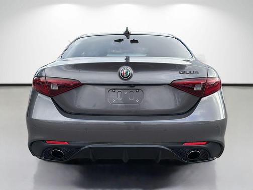 2018 Alfa Romeo Giulia Ti