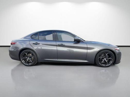2018 Alfa Romeo Giulia Ti