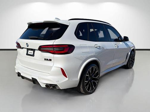 2022 BMW X5 M Base