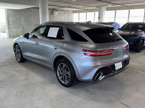 2023 Genesis GV70 2.5T