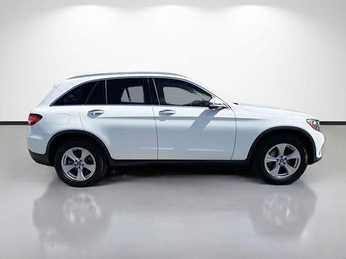 Polar White 2017 Mercedes-Benz GLC 300 Base