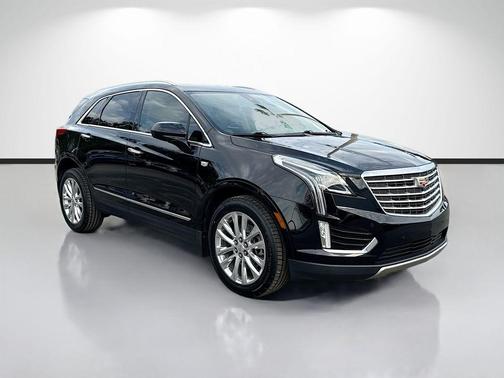 Stellar Black Metallic 2018 Cadillac XT5 Platinum