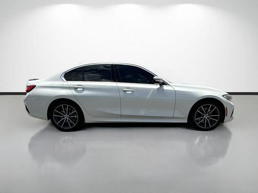 Mineral White Metallic 2021 BMW 330 i