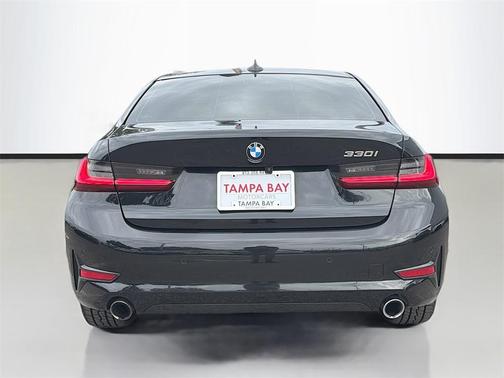 2022 BMW 330 i