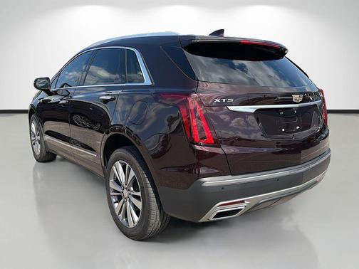 Garnet Red Metallic 2020 Cadillac XT5 Premium Luxury